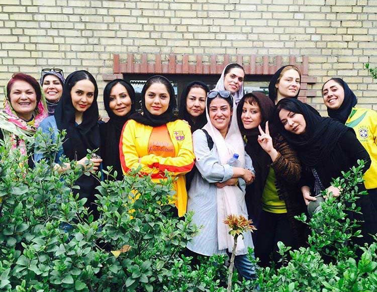 تصویر حجازی روی تی‌شرت پرستو صالحی (تصاویر)