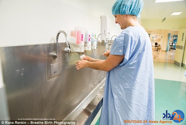 مادر استرالیایی خود را سزارین کرد (تصاویر)