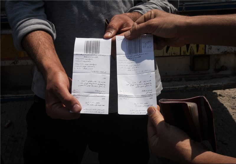 ادامه اعتراضات رانندگان در پایانه بندرعباس