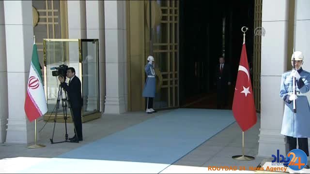 استقبال باشکوه از رئیس‎جمهور  ایران در ترکیه (فیلم و تصاویر)