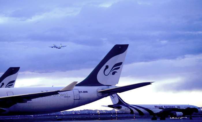 فرود پرواز ایرفرانس در تهران (تصاویر)