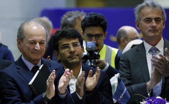 فرود پرواز ایرفرانس در تهران (تصاویر)