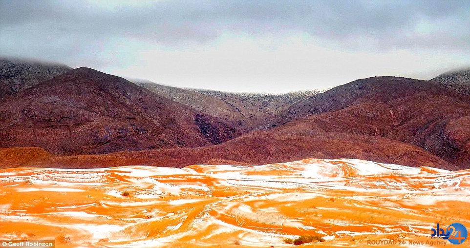 سفیدپوش شدن صحرای بزرگ آفریقا برای نخستین بار پس از 37 سال (تصاویر)