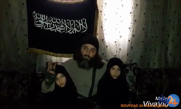 ترغیب دو دختر 7ساله سوری به انجام حمله انتحاری در دمشق (فیلم و تصاویر)