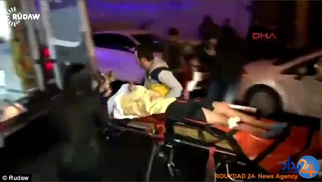 لحظه حمله شبانه بابانوئل به کلوپ استانبول (فیلم‌ها و تصاویر)