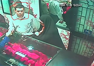 پلیس به دنبال سارقان طلافروشی غرب تهران + تصاویر پلیس به دنبال سارقان طلافروشی غرب تهران + تصاویر