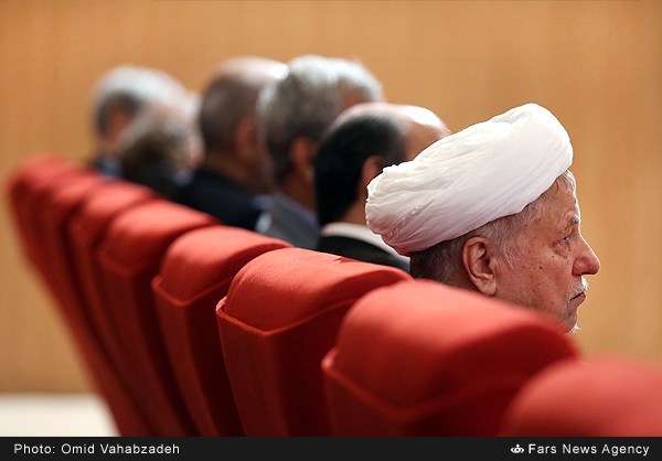 آیت‌الله هاشمی رفسنجانی در آئینه تصویر