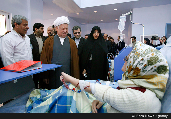 آیت‌الله هاشمی رفسنجانی در آئینه تصویر