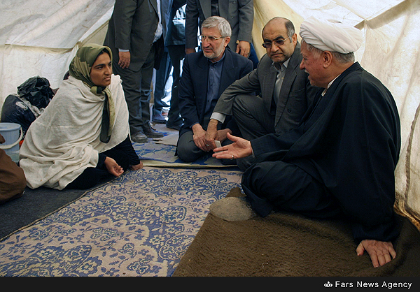 آیت‌الله هاشمی رفسنجانی در آئینه تصویر