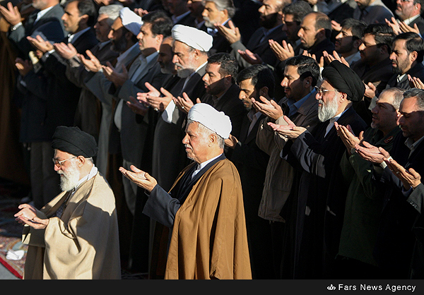 آیت‌الله هاشمی رفسنجانی در آئینه تصویر