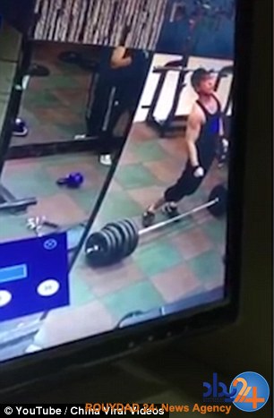 شکستن ستون فقرات وزنه‌برداری که اشتباه وزنه زد (فیلم و تصاویر)