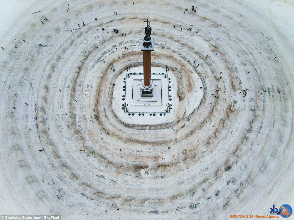 از مهاجرت گوزن ها از دریاچه یخ زده کانادا تا کلیساهای روسیه (تصاویر)