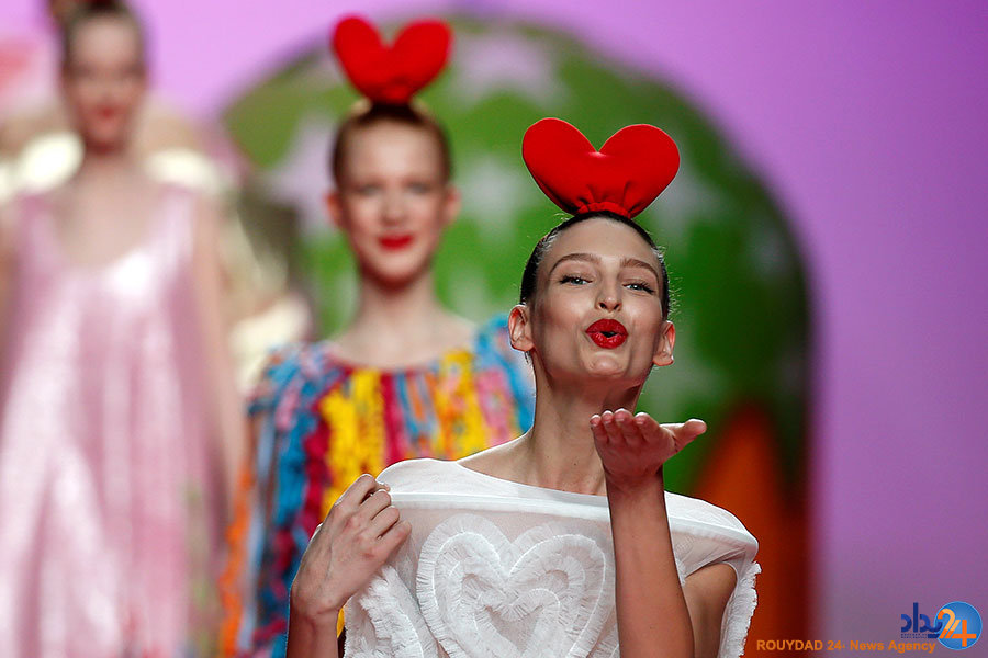 از رقص هندوها برای خدایان در هند تا دعا برای قربانیان بمبگذاری در پاکستان