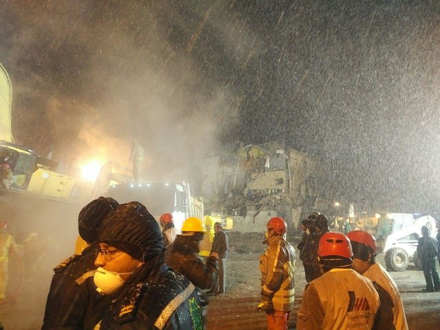 گزارش لحظه به لحظه از ششمین روز تراژدی پلاسکو گزارش لحظه به لحظه از ششمین روز تراژدی پلاسکو