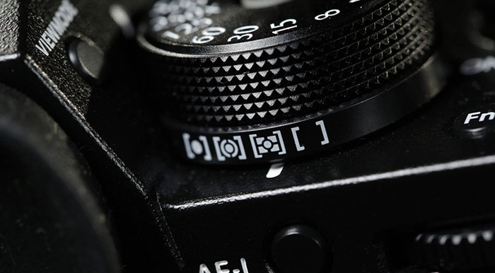 بررسی دقیق دوربین فوجی‌فیلم  XT-2