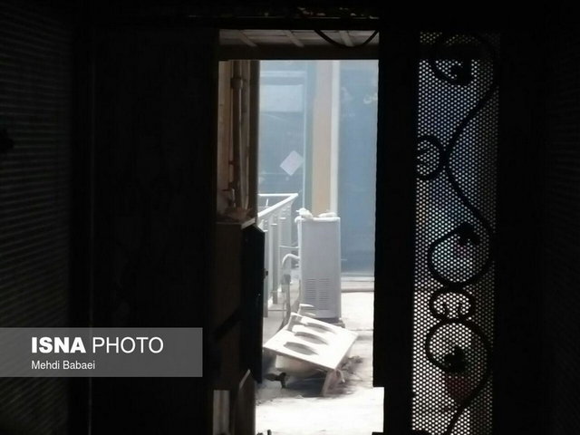 بررسی زوایای پنهان پلاسکو/ پاساژ پشتی پلاسکو تخریب نشده (تصاویر) بررسی زوایای پنهان پلاسکو/ پاساژ پشتی پلاسکو تخریب نشده (تصاویر)