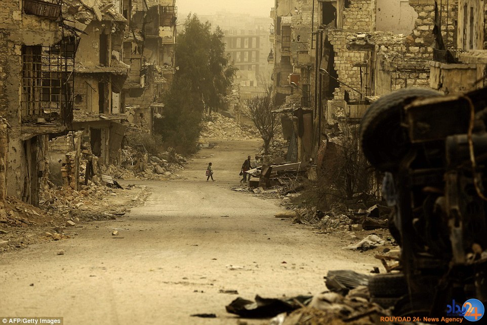 آخرالزمان حلب پس از داعش و طوفان شن (تصاویر) آخرالزمان حلب پس از داعش و طوفان شن (تصاویر)