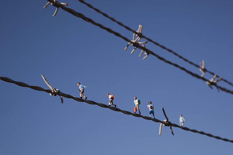 عکسهای مینیاتوری توسط Slinkachu عکسهای مینیاتوری توسط Slinkachu