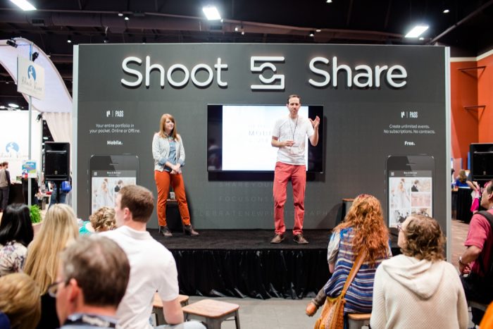 آیا رفتن به نمایشگاه WPPI یا نمایشگاه‌های عکاسی دیگر با ارزش است؟