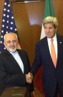 ظریف و کری دیدار کردند؛ پرچمها جابه جا شدند (تصویر) ظریف و کری دیدار کردند؛ پرچمها جابه جا شدند (تصویر)