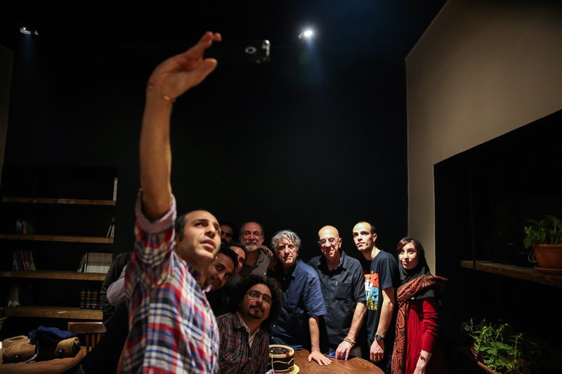 رضا کیانیان، آتیلا پسیانی را غافلگیر کرد رضا کیانیان، آتیلا پسیانی را غافلگیر کرد