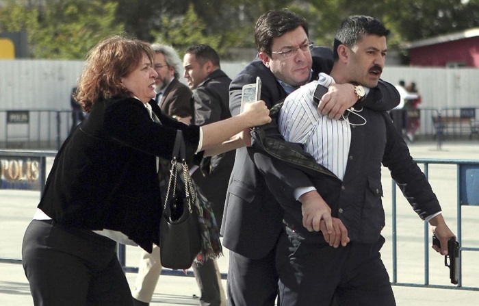ترور نافرجام روزنامه نگار ترک (تصاویر)