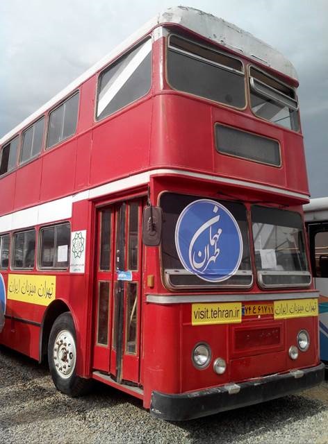 اتوبوس‌های پیر در نمایشگاه کتاب (تصاویر)