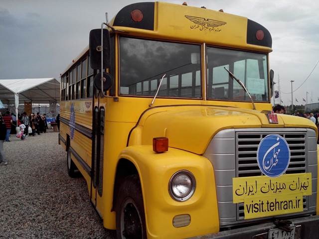 اتوبوس‌های پیر در نمایشگاه کتاب (تصاویر)