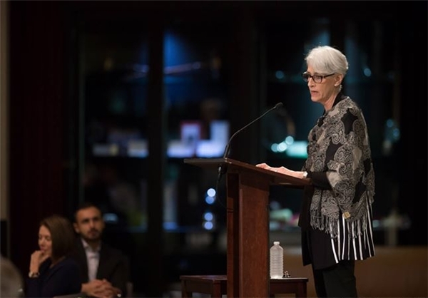 شرمن: کودتا علیه مصدق آغاز بی‌اعتمادی بود/ناآرامی در ایران امیدوارمان کرد/سلاح حمله به ایران را آماده کرده‌ایم