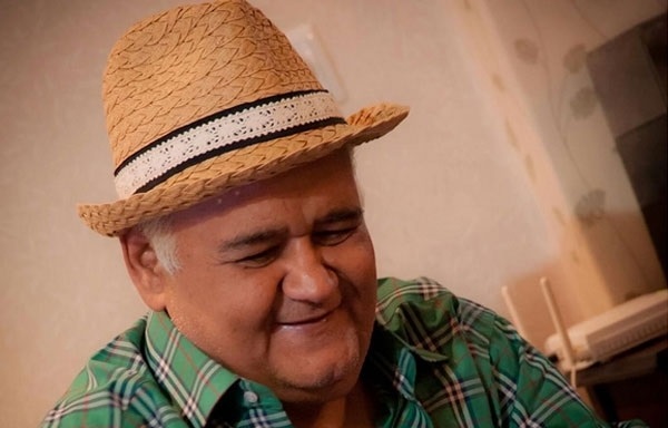 اکبر عبدی تا چند روز آینده به آغوش خانواده برمی‌گردد