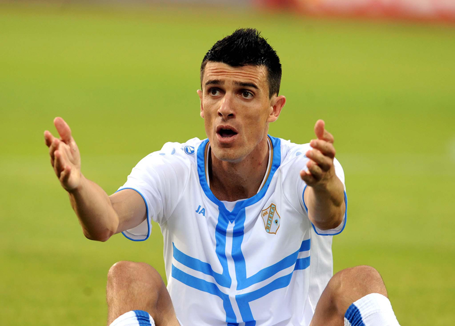 برانکو به دنبال جذب مهاجم بلندقامت کروات (تصاویر) برانکو به دنبال جذب مهاجم بلندقامت کروات (تصاویر)