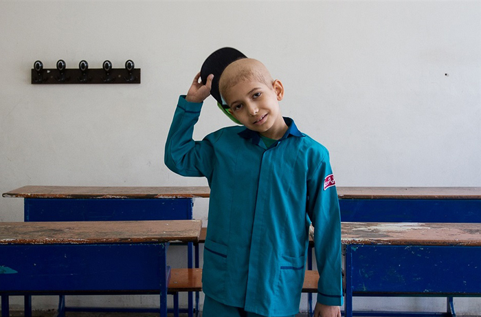 اهداء کلیه مدیر به دانشآموز (تصاویر) اهداء کلیه مدیر به دانشآموز (تصاویر)