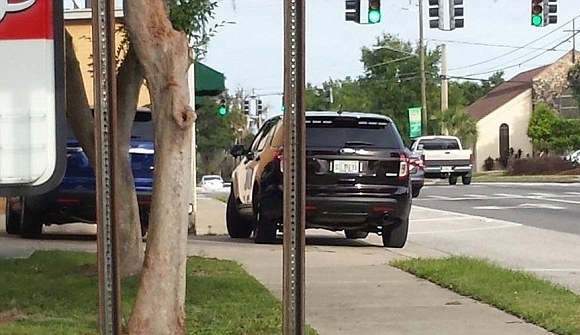 پلیس فلوریدا خودش را جریمه کرد (تصاویر)