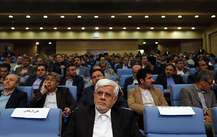 نشست حزب اعتدال و توسعه و منتخبان مجلس دهم نشست حزب اعتدال و توسعه و منتخبان مجلس دهم