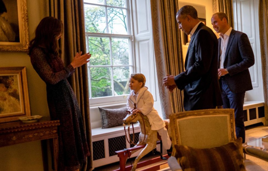 ملاقات با اوباما با پیژامه (تصاویر)