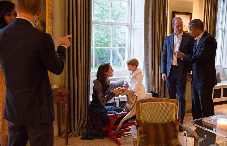 ملاقات با اوباما با پیژامه (تصاویر)