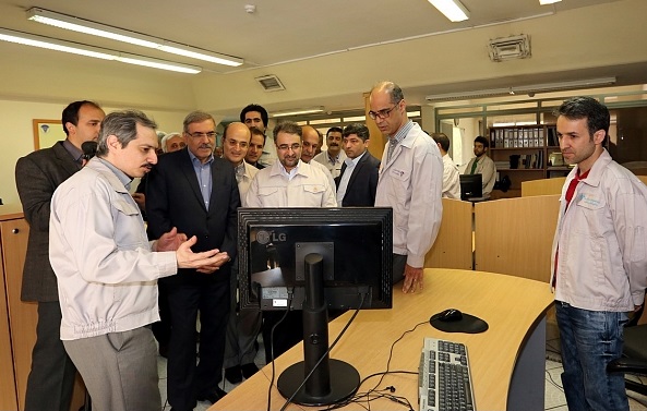 ﻿بازدید اقای بانک از مرکز تحقیقات و نو اوری صنایع خودرو سایپا