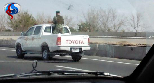 کاروان حامل اس-300 در راه تهران (تصاویر)