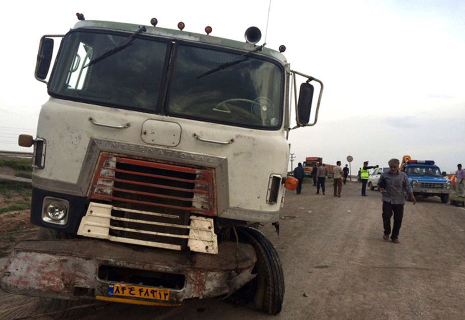 تصادف پراید و تریلر (تصاویر)