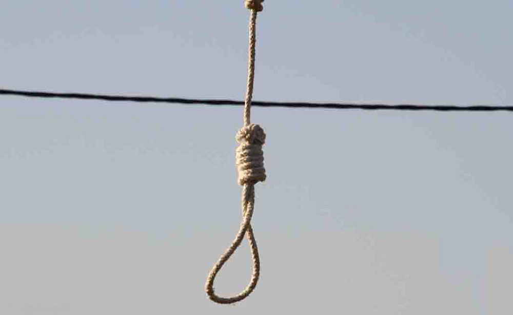 اجرای حکم اعدام مرد ژله‌ای و یک متجاوز به عنف در شیراز (تصاویر)