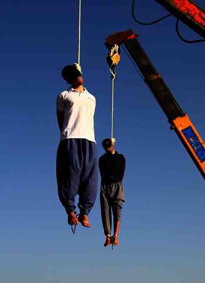 اجرای حکم اعدام مرد ژله‌ای و یک متجاوز به عنف در شیراز (تصاویر)