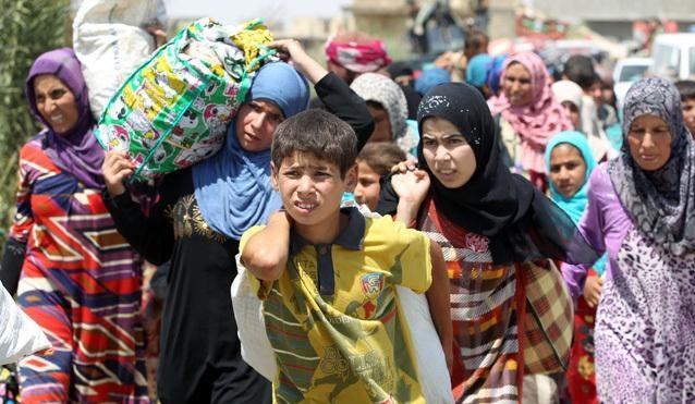 بحران در فلوجه /داعش مردم فلوجه را سپر انسانی خود قرار داده است (تصاویر) بحران در فلوجه /داعش مردم فلوجه را سپر انسانی خود قرار داده است (تصاویر)