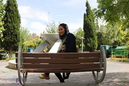 دختر پاروزنی که ستاره شد (تصویر) دختر پاروزنی که ستاره شد (تصویر)