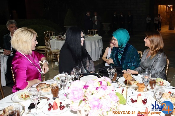 ضیافت افطاری اردوغان با حضور هنرمندان ترک (تصاویر)