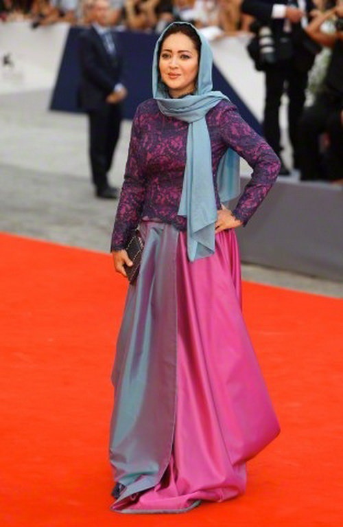 نگاهی به لباس زنان ایرانی در جشنوارهها (تصاویر) نگاهی به لباس زنان ایرانی در جشنوارهها (تصاویر)