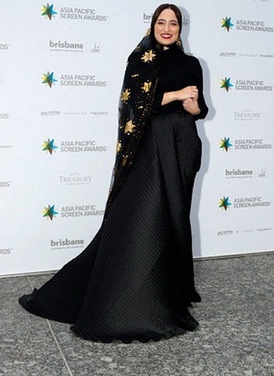 نگاهی به لباس زنان ایرانی در جشنوارهها (تصاویر) نگاهی به لباس زنان ایرانی در جشنوارهها (تصاویر)