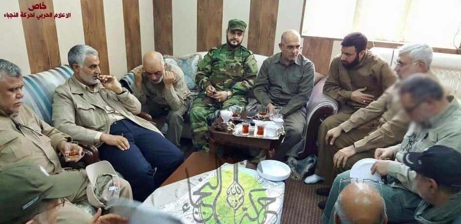 حضور سردار سلیمانی در اتاق عملیات بازپس گیری فلوجه (تصاویر) حضور سردار سلیمانی در اتاق عملیات بازپس گیری فلوجه (تصاویر)