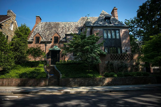 اوباما هر روز 5 بار اذان می شنود (تصویر) اوباما هر روز 5 بار اذان می شنود (تصویر)