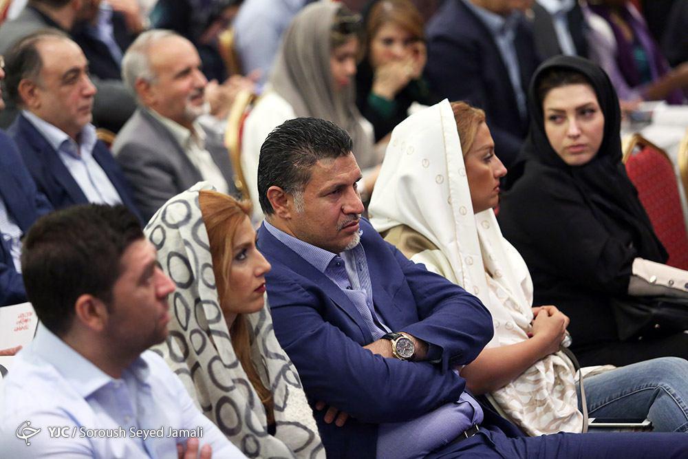 دایی و همسرش در حراج میلیاردی آثار هنری (تصویر)