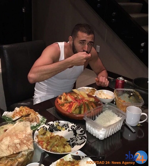 کریم بنزما، غایب یورو2016 از سواحل مالدیو تا حج عمره (تصاویر) کریم بنزما، غایب یورو2016 از سواحل مالدیو تا حج عمره (تصاویر)